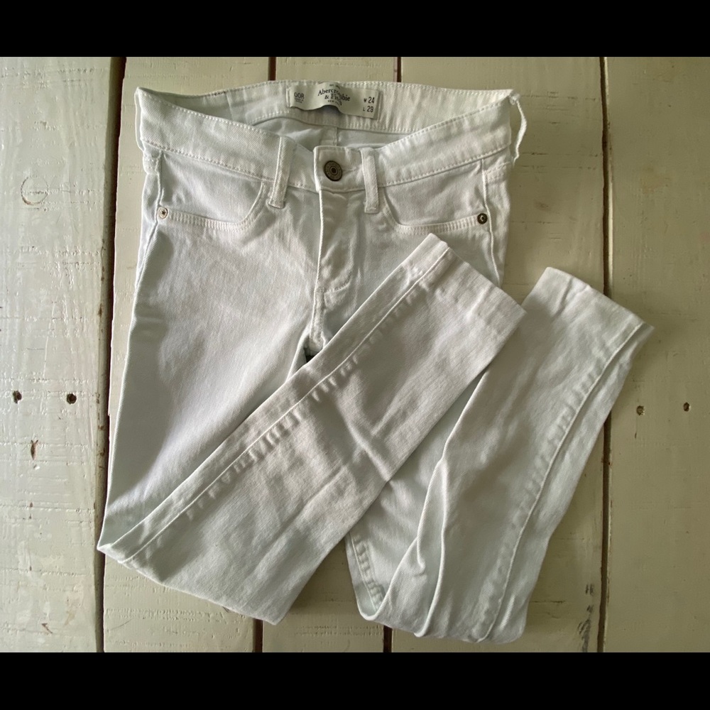 Abercrombie and Fitch White Jeans